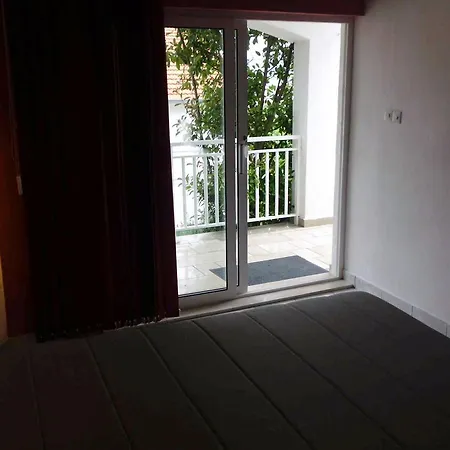 - Perna 4541e Apartamento