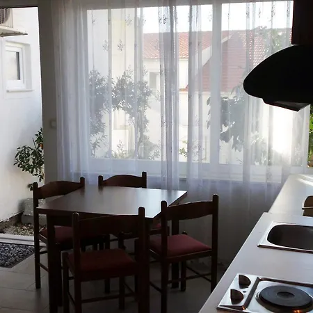 Apartamento - Perna 4541e *